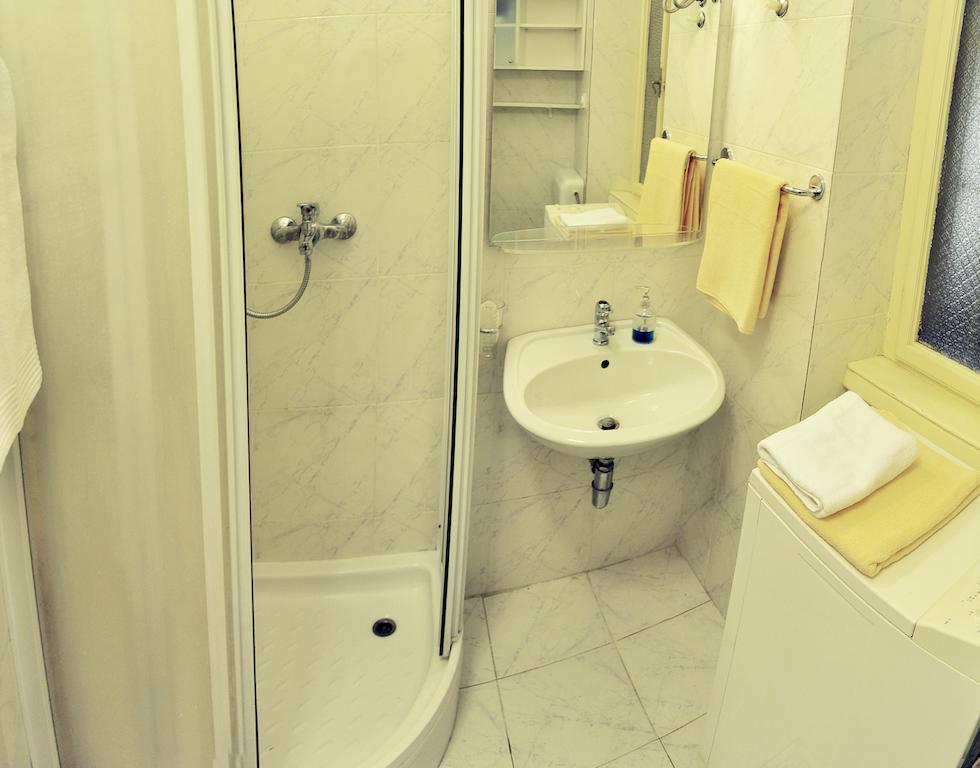 Apartment Sonata Split Bilik gambar